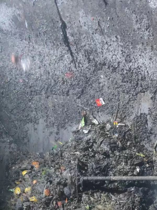 曲松污水池清理